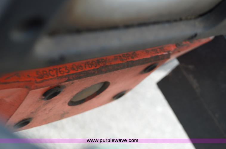 image for item L6395 1998 Ford New Holland 6640SL tractor