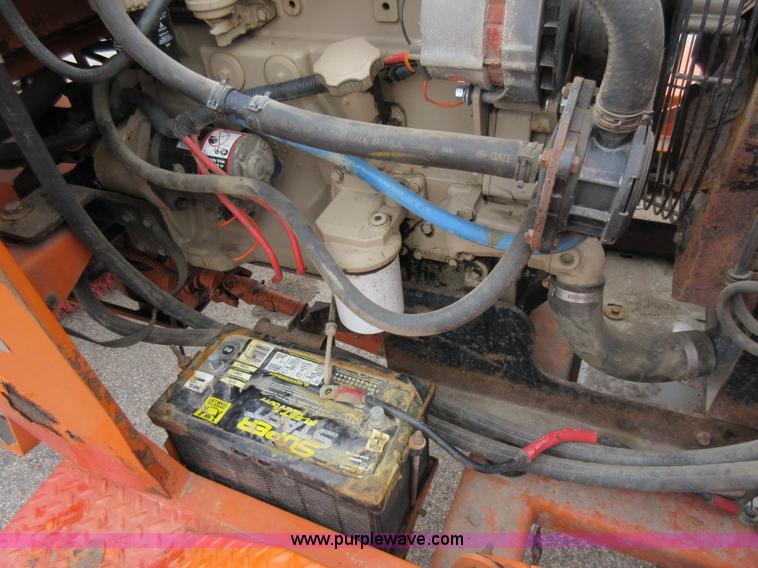 image for item L6405 2006 Broce RJ350 broom