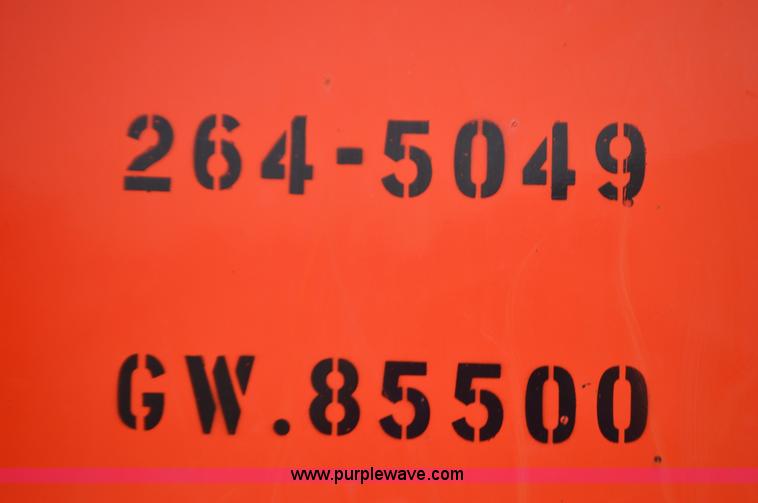 image for item L6406 1999 International 4900 dump truck