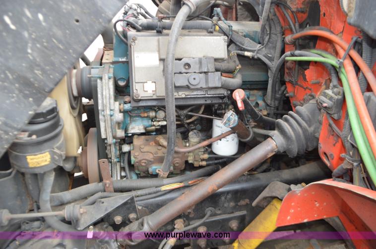 image for item L6407 1999 International 4900 dump truck