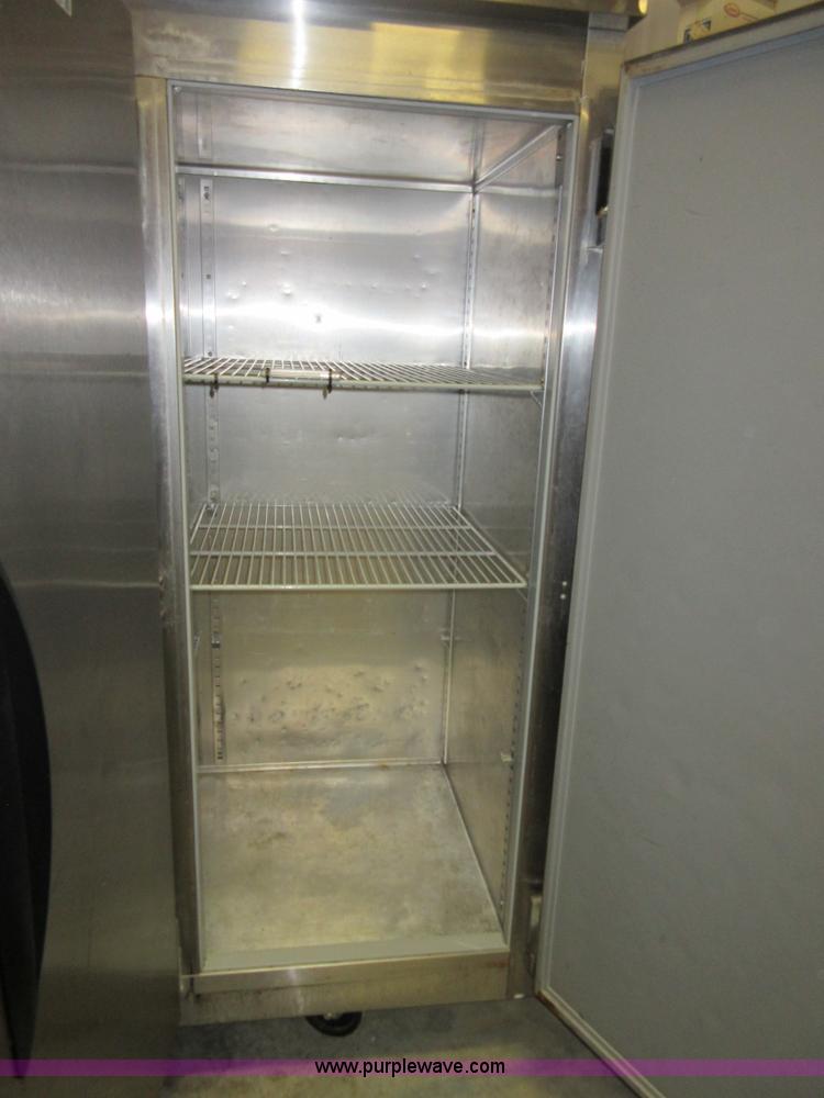 image for item BB9125 Assorted items