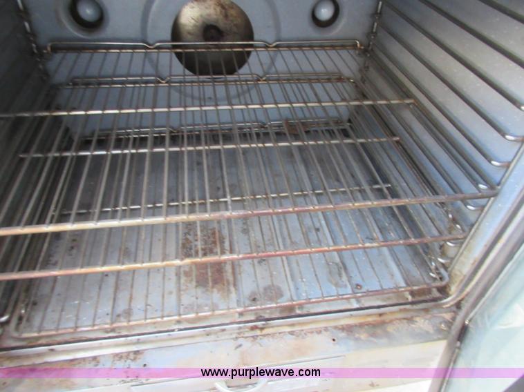 image for item BB9127 Assorted items