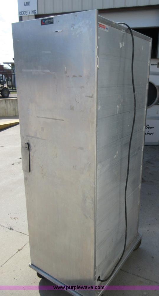 image for item BB9127 Assorted items