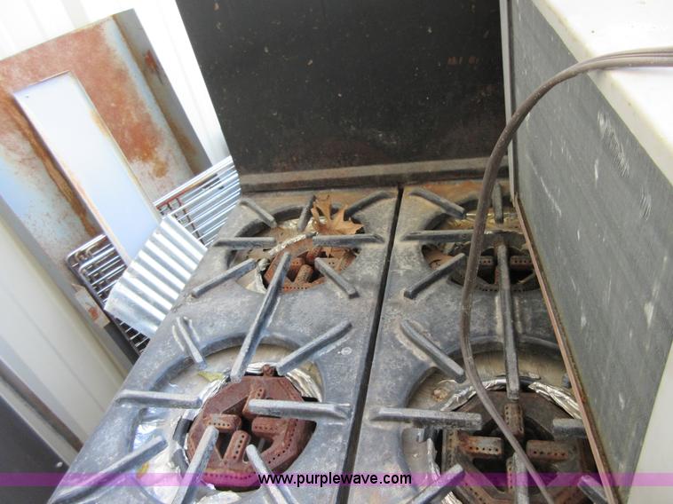 image for item BB9127 Assorted items