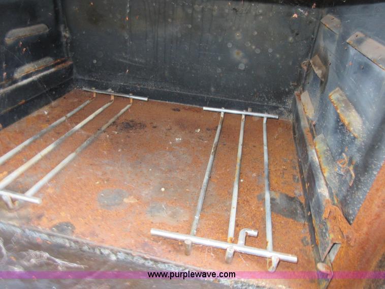 image for item BB9127 Assorted items