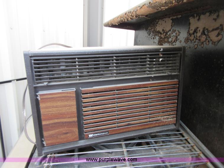 image for item BB9127 Assorted items