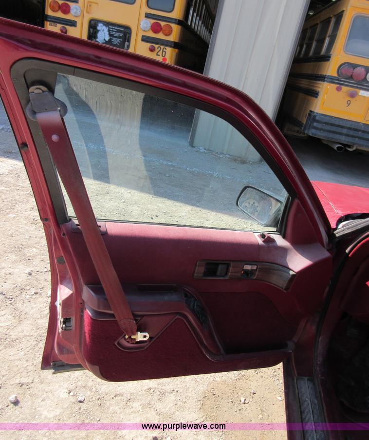 image for item BB9128 1993 Chevrolet Lumina