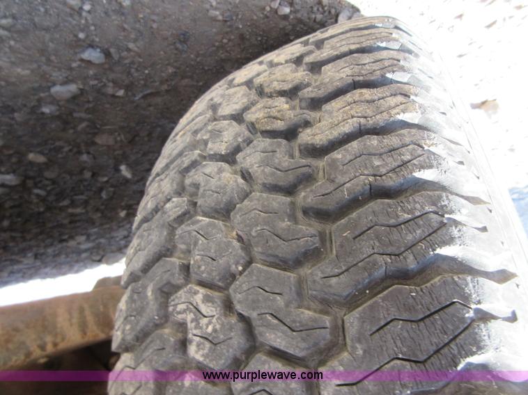 image for item BB9129 1993 Chevrolet Astro Extended van