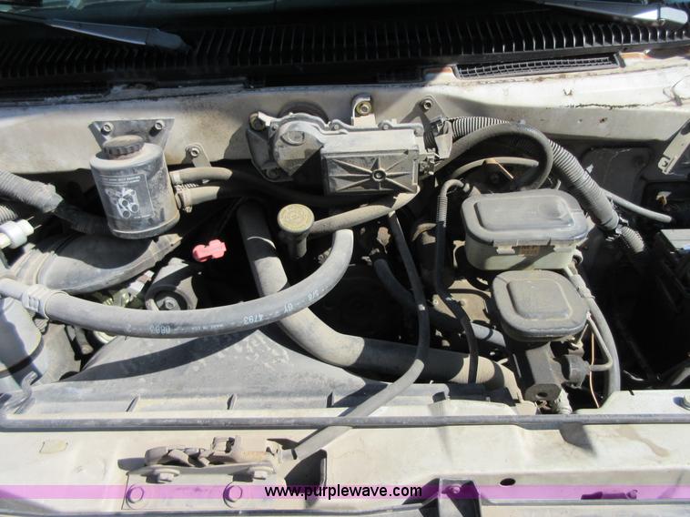 image for item BB9129 1993 Chevrolet Astro Extended van