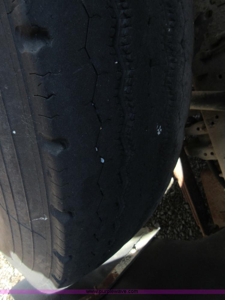 image for item BB9130 1987 Chevrolet school bus