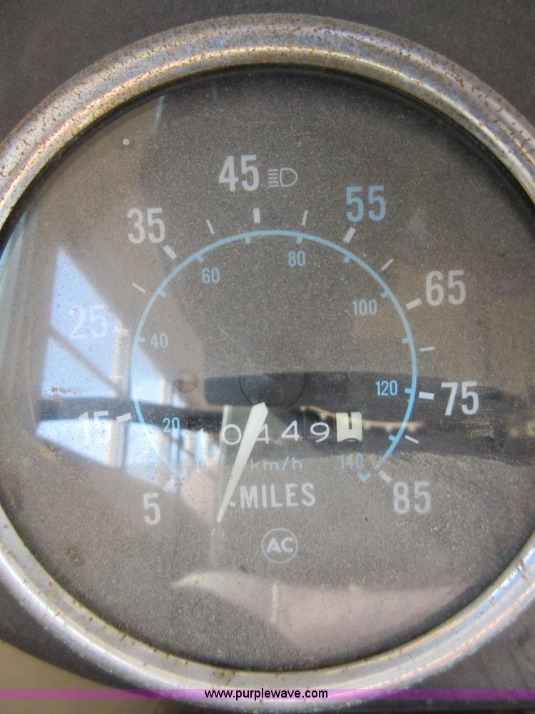 image for item BB9130 1987 Chevrolet school bus