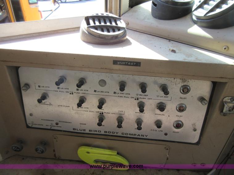 image for item BB9130 1987 Chevrolet school bus