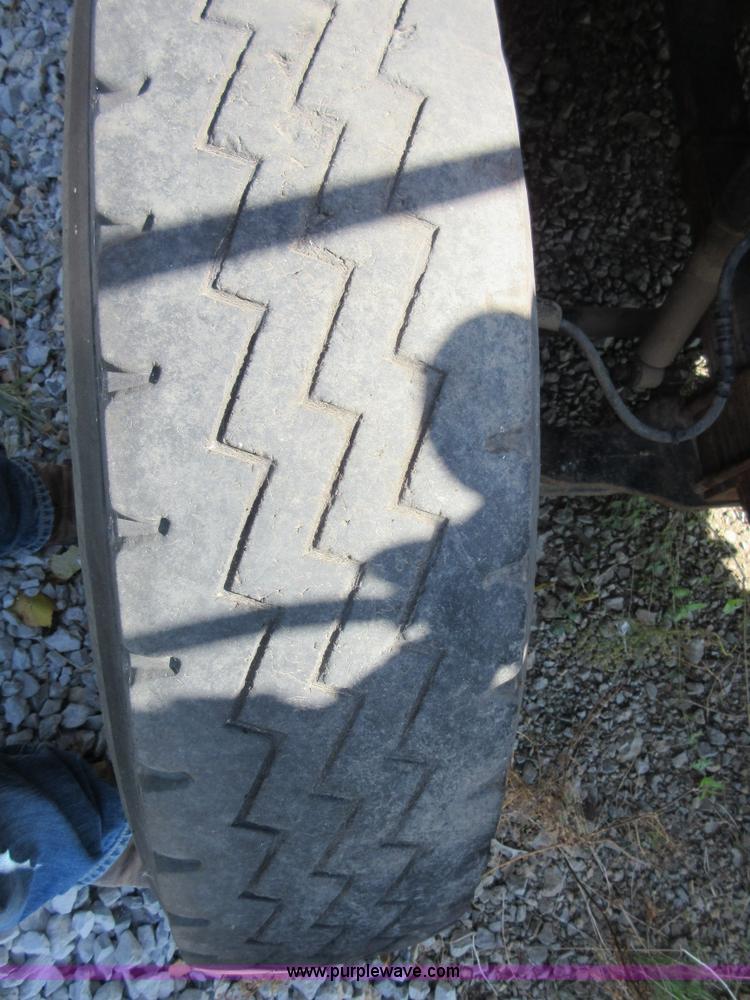 image for item BB9130 1987 Chevrolet school bus