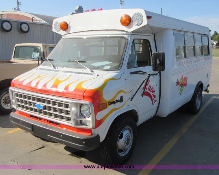 image for item BB9150 1981 Chevrolet G30 transit vehicle