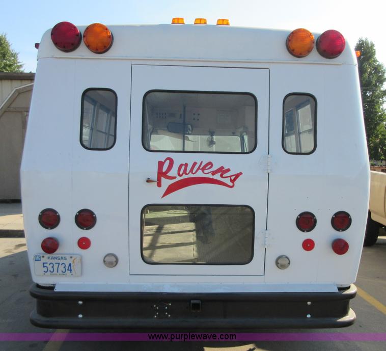 image for item BB9150 1981 Chevrolet G30 transit vehicle