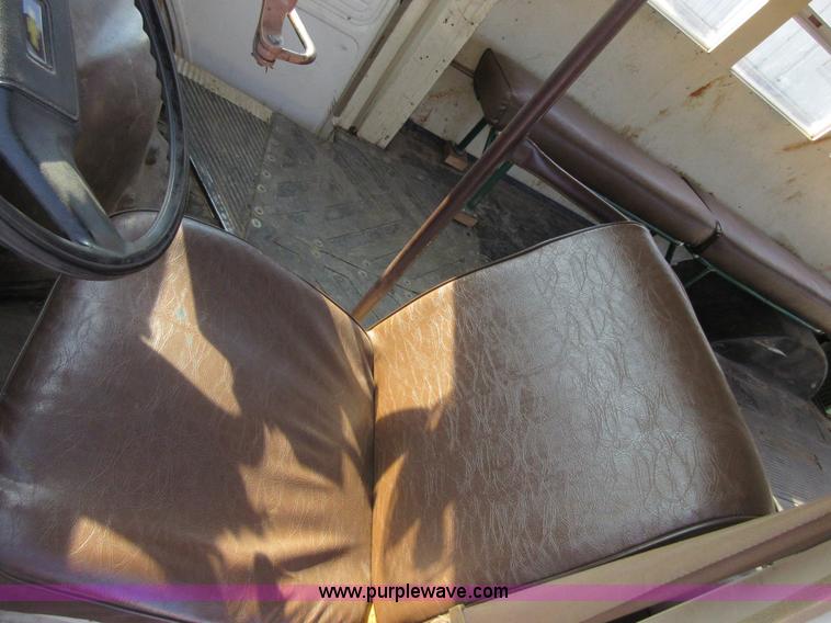 image for item BB9150 1981 Chevrolet G30 transit vehicle