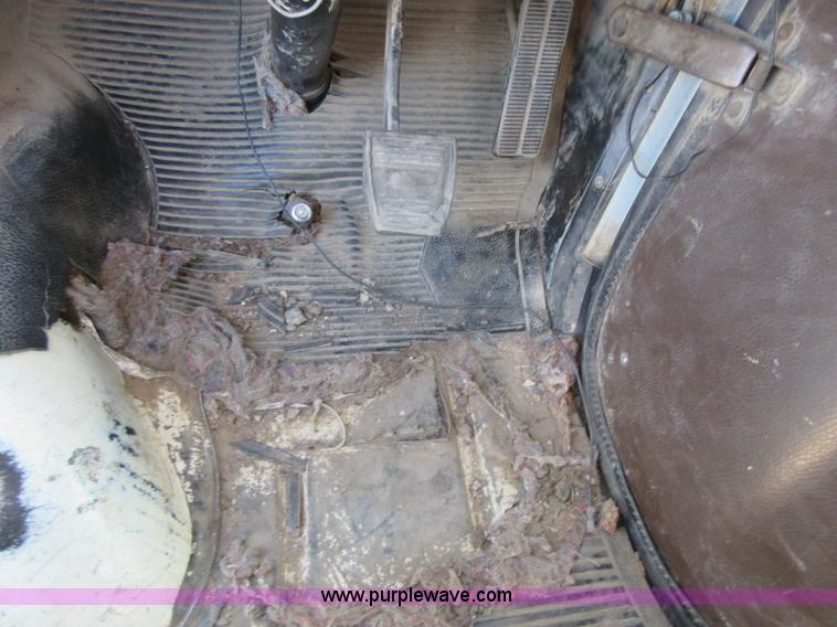 image for item BB9150 1981 Chevrolet G30 transit vehicle