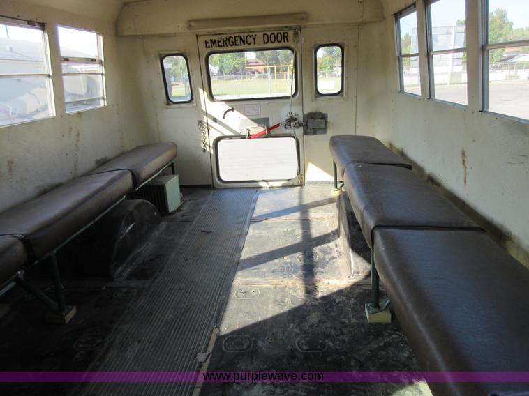 image for item BB9150 1981 Chevrolet G30 transit vehicle