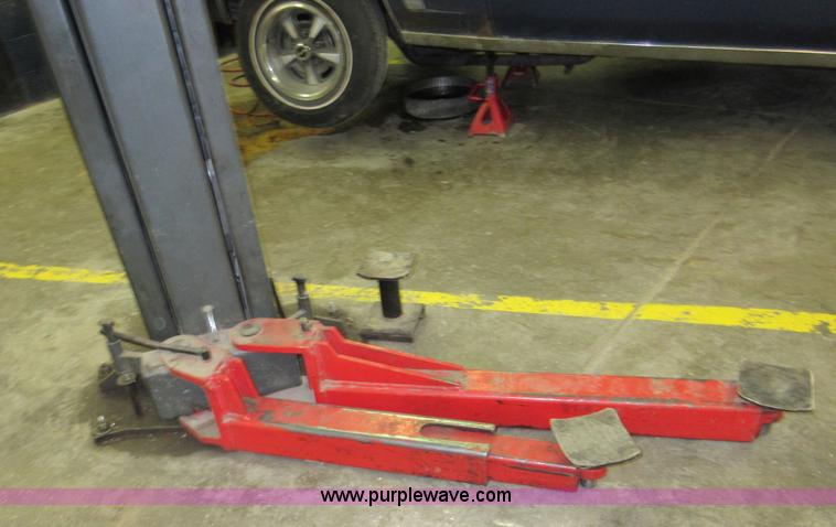 image for item BB9151 Power Lifter two post car list