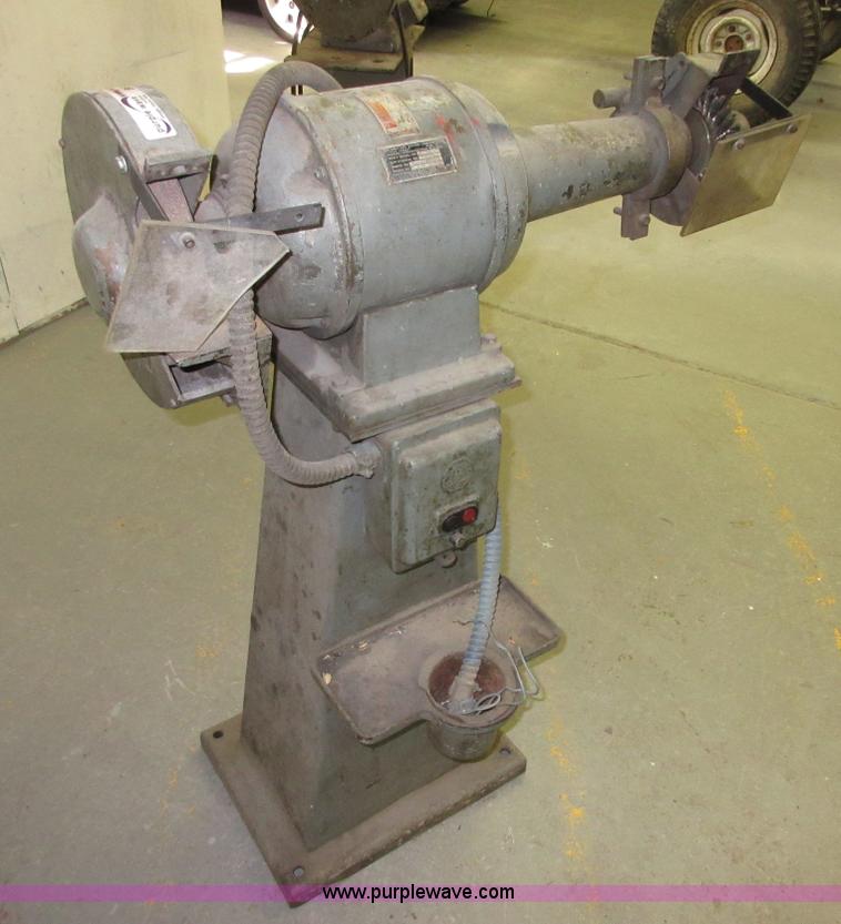 image for item BB9152 (2) grinders