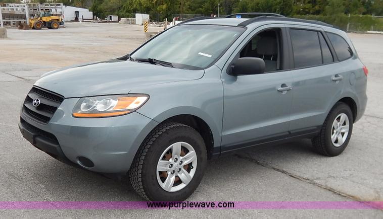 image for item BH9772 2009 Hyundai Santa Fe GLS SUV