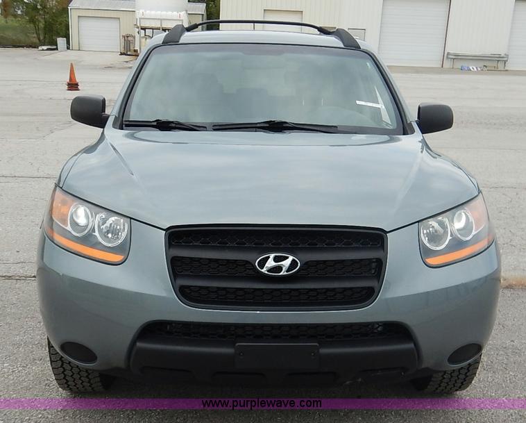 image for item BH9772 2009 Hyundai Santa Fe GLS SUV