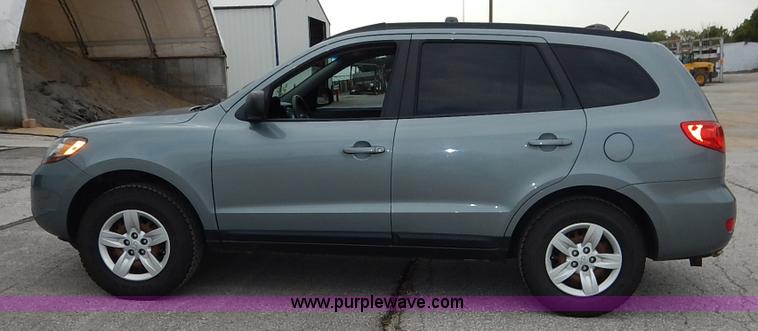 image for item BH9772 2009 Hyundai Santa Fe GLS SUV