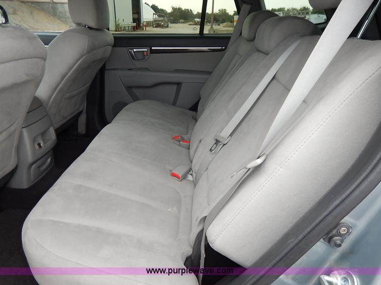 image for item BH9772 2009 Hyundai Santa Fe GLS SUV