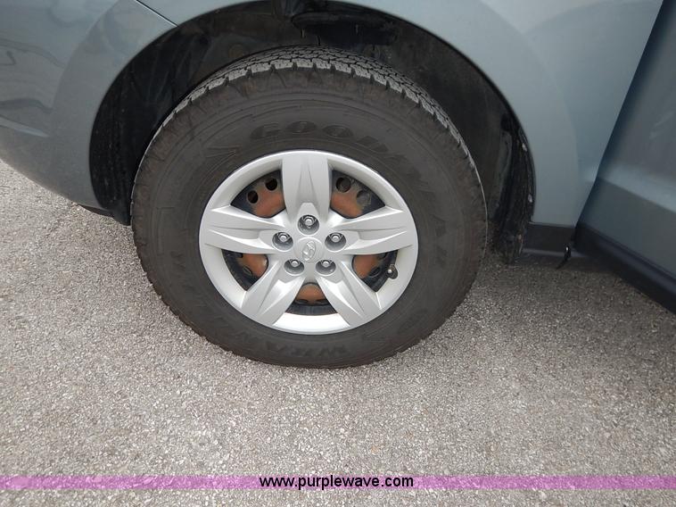 image for item BH9772 2009 Hyundai Santa Fe GLS SUV