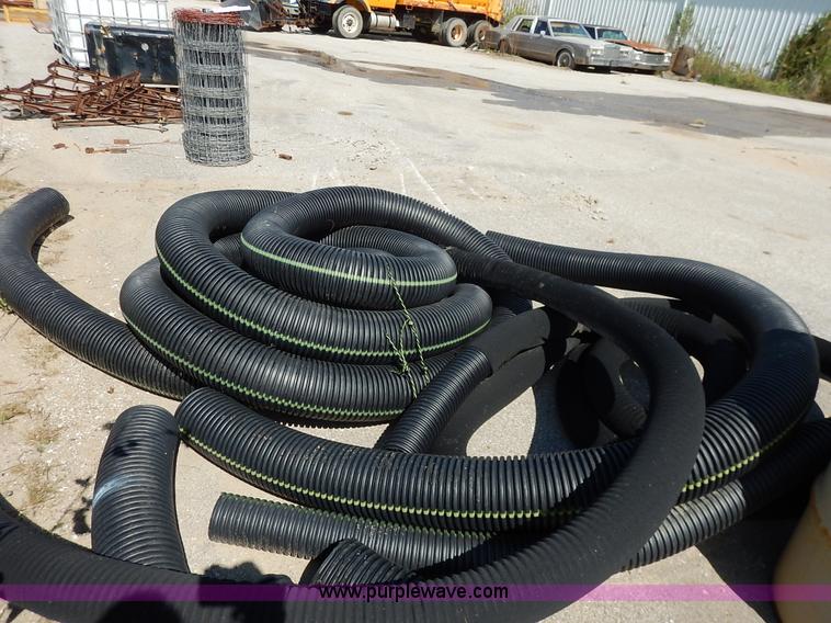 image for item BH9822 Assorted flex drainage pipe and fittings