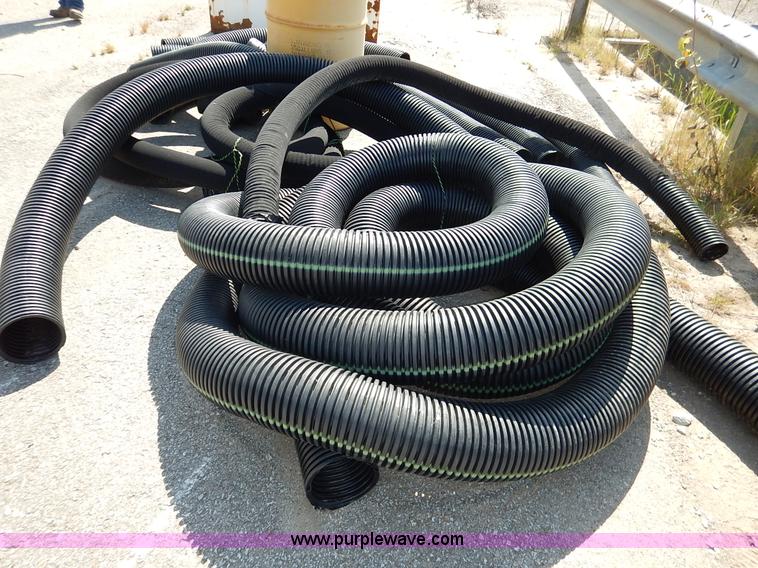 image for item BH9822 Assorted flex drainage pipe and fittings