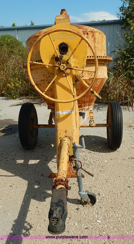 image for item BH9825 Gilson 681S concrete mixer