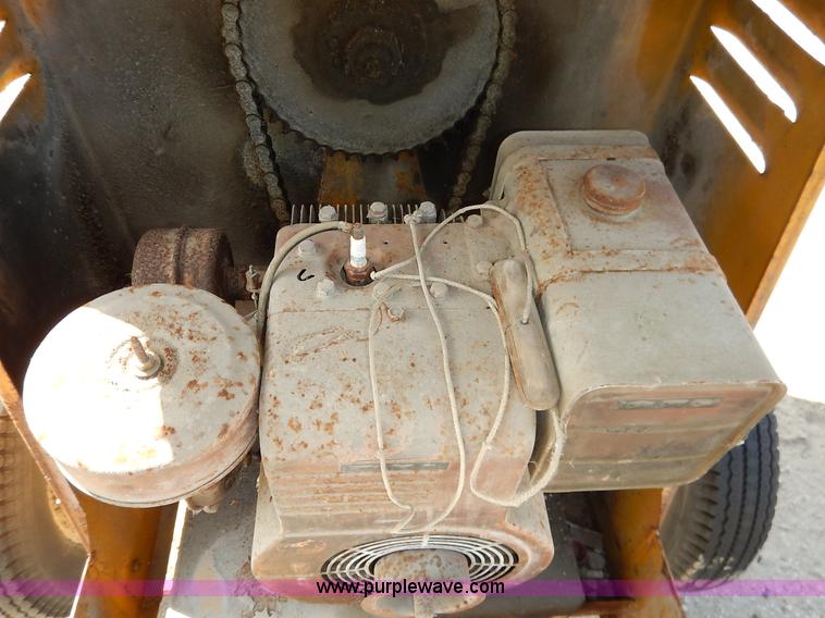 image for item BH9825 Gilson 681S concrete mixer