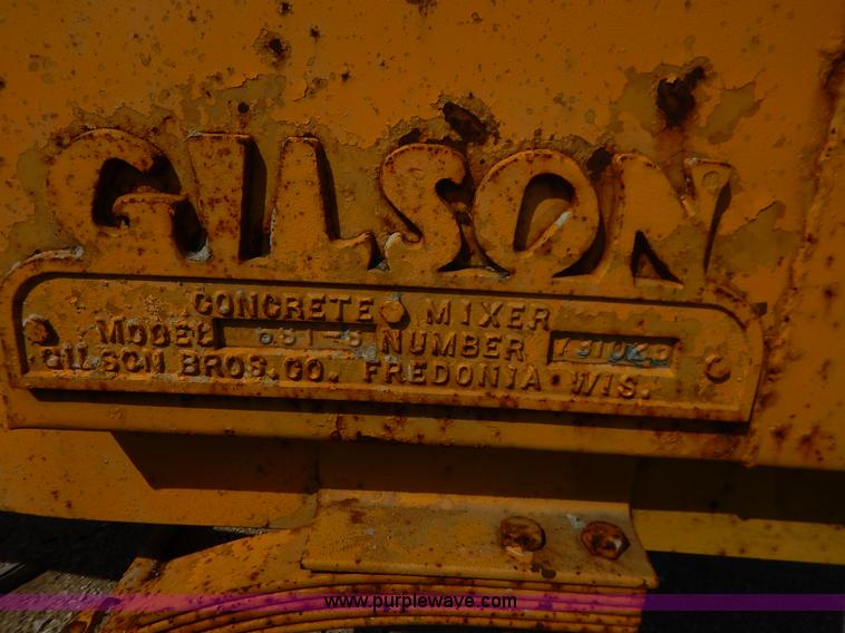 image for item BH9825 Gilson 681S concrete mixer