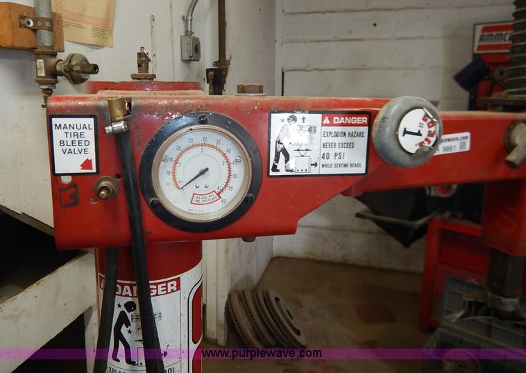 image for item BH9861 Coats 5030A rim clamp tire machine