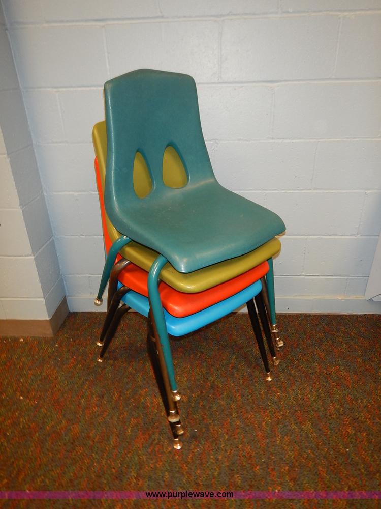 image for item BH9863 Assorted furniture