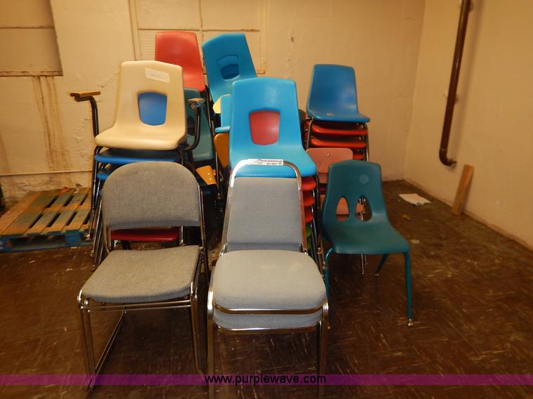 image for item BH9867 Approximately 60 student chairs