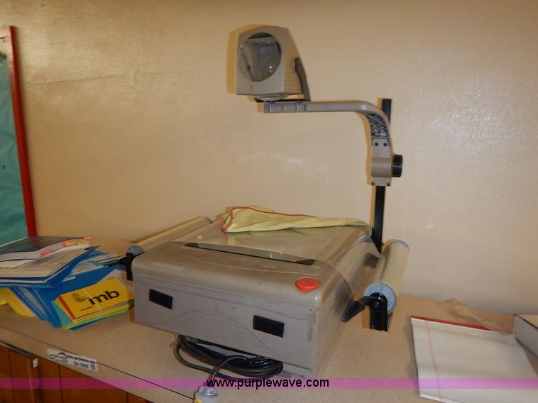 image for item BH9868 Assorted furniture