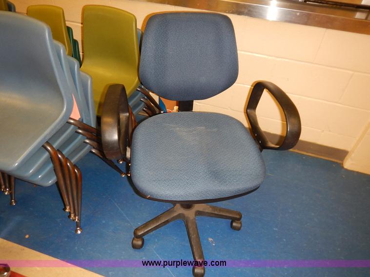 image for item BH9870 Approximately 80 assorted student chairs
