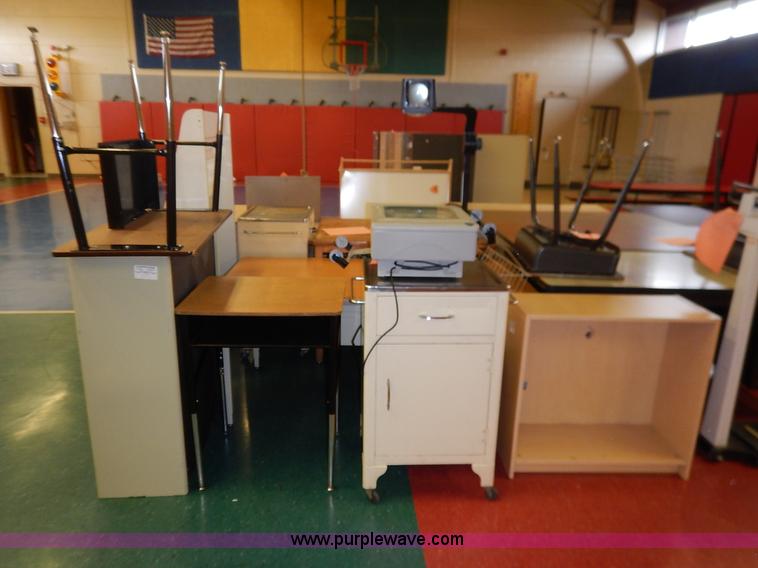 image for item BH9871 Assorted furniture