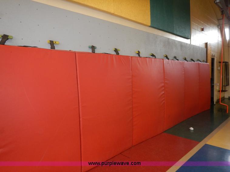 image for item BH9873 Assorted equipment