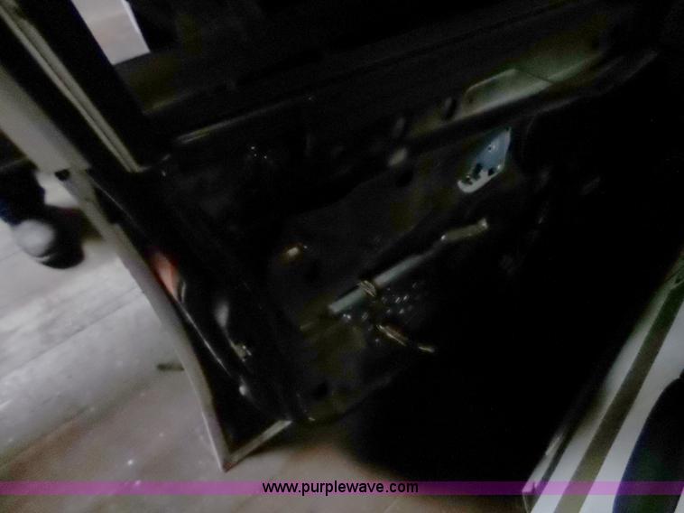 image for item BI9281 Assorted Ford Crown Victoria parts