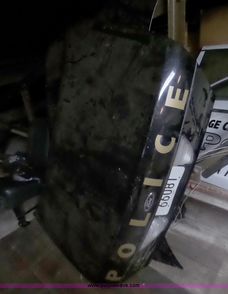 image for item BI9281 Assorted Ford Crown Victoria parts