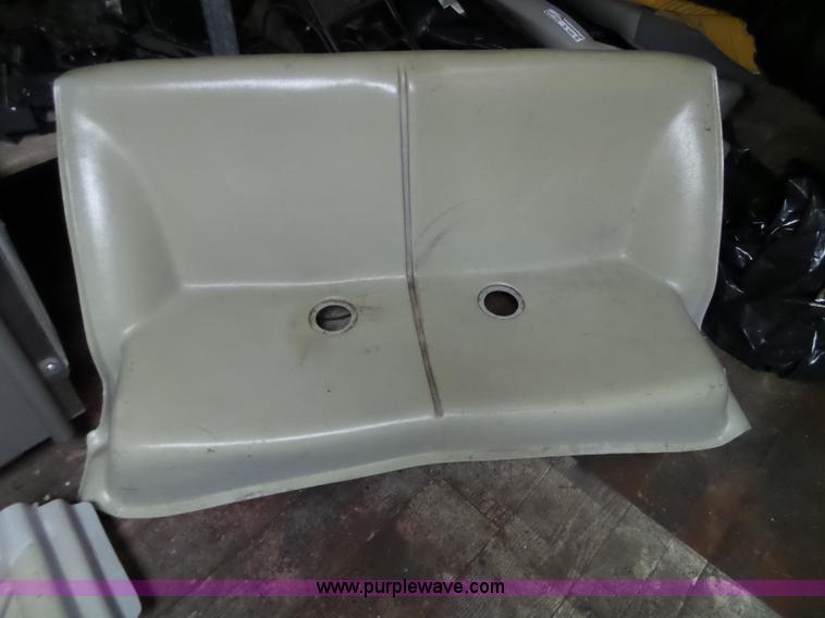 image for item BI9282 Assorted Ford Crown Victoria interior parts