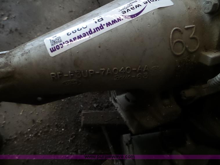 image for item BI9283 Assorted Ford engine and transmissions