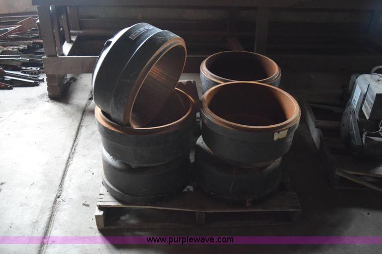 image for item BI9285 Assorted truck parts