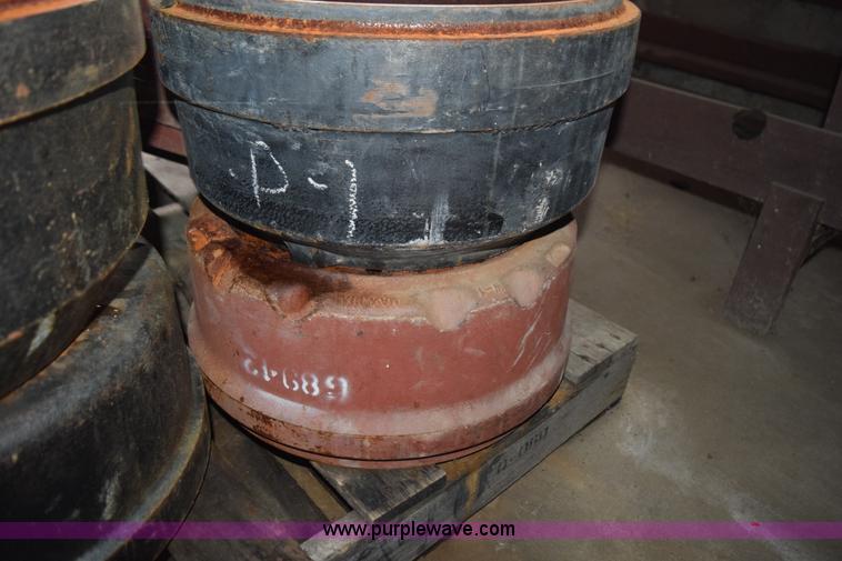 image for item BI9285 Assorted truck parts