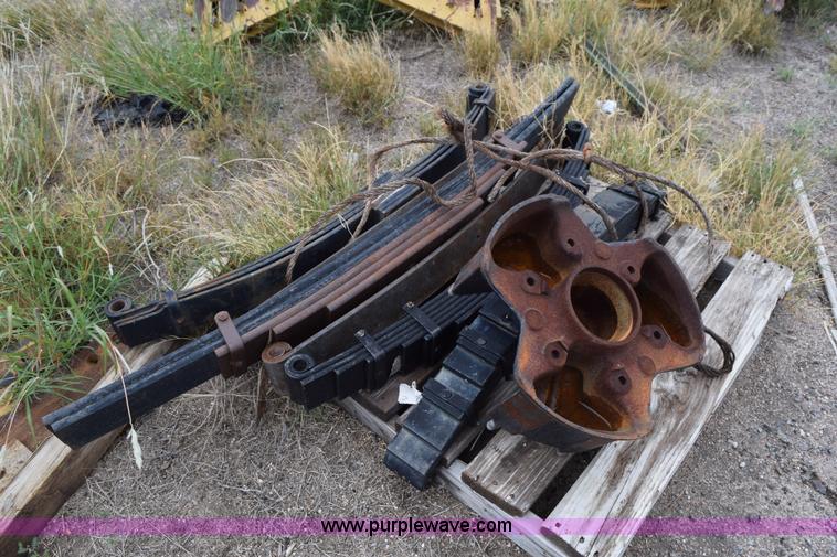 image for item BI9285 Assorted truck parts