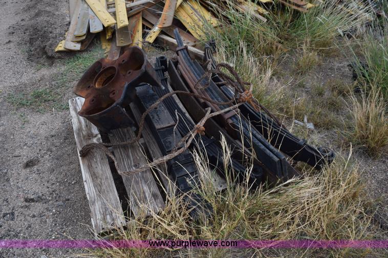 image for item BI9285 Assorted truck parts