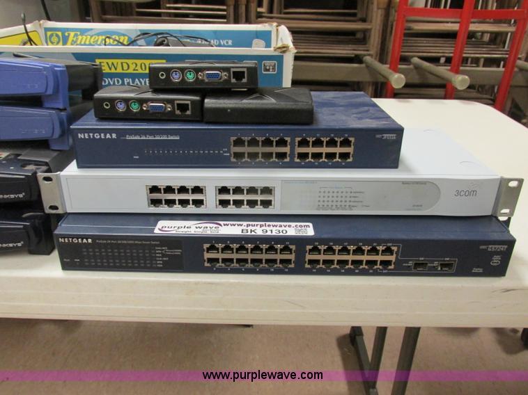 image for item BK9130 Assorted networking equipment